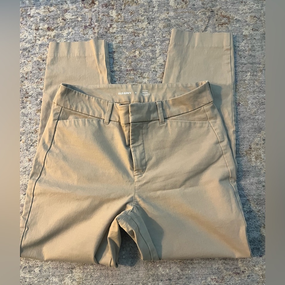Old Navy khaki pant sz 8
